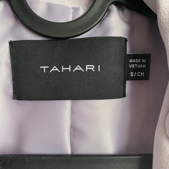 Beautiful Tahari Jacket - Picture 2 of 4
